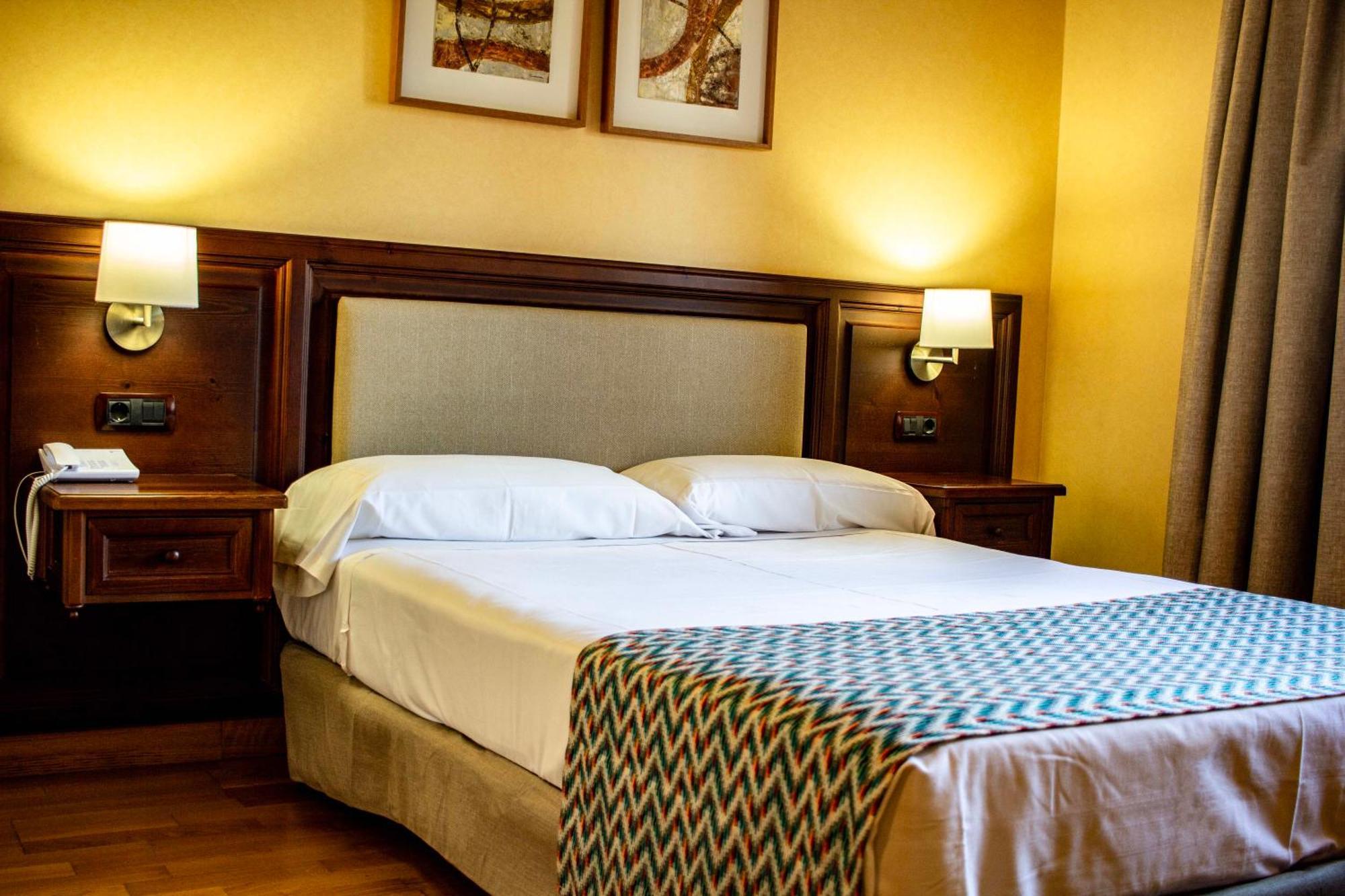 Hotel Spa Tudanca Aranda Fuentespina Bagian luar foto